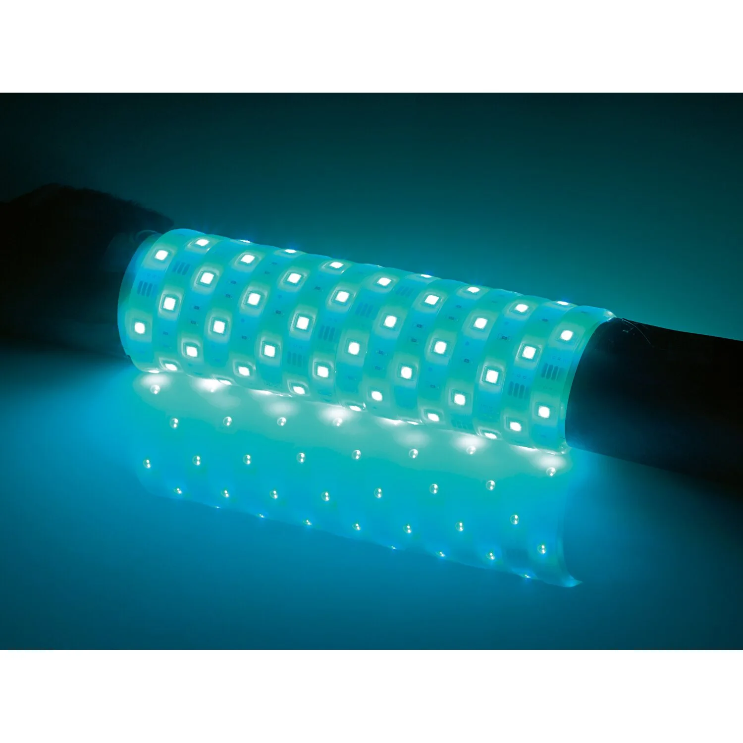 OBI LIGHTING OBI LED-Flexband Indoor RGB / Länge 5 M / 24 W 7 OBI LIGHTING OBI LED-Flexband Indoor RGB / Länge 5 M / 24 W – Bild 7