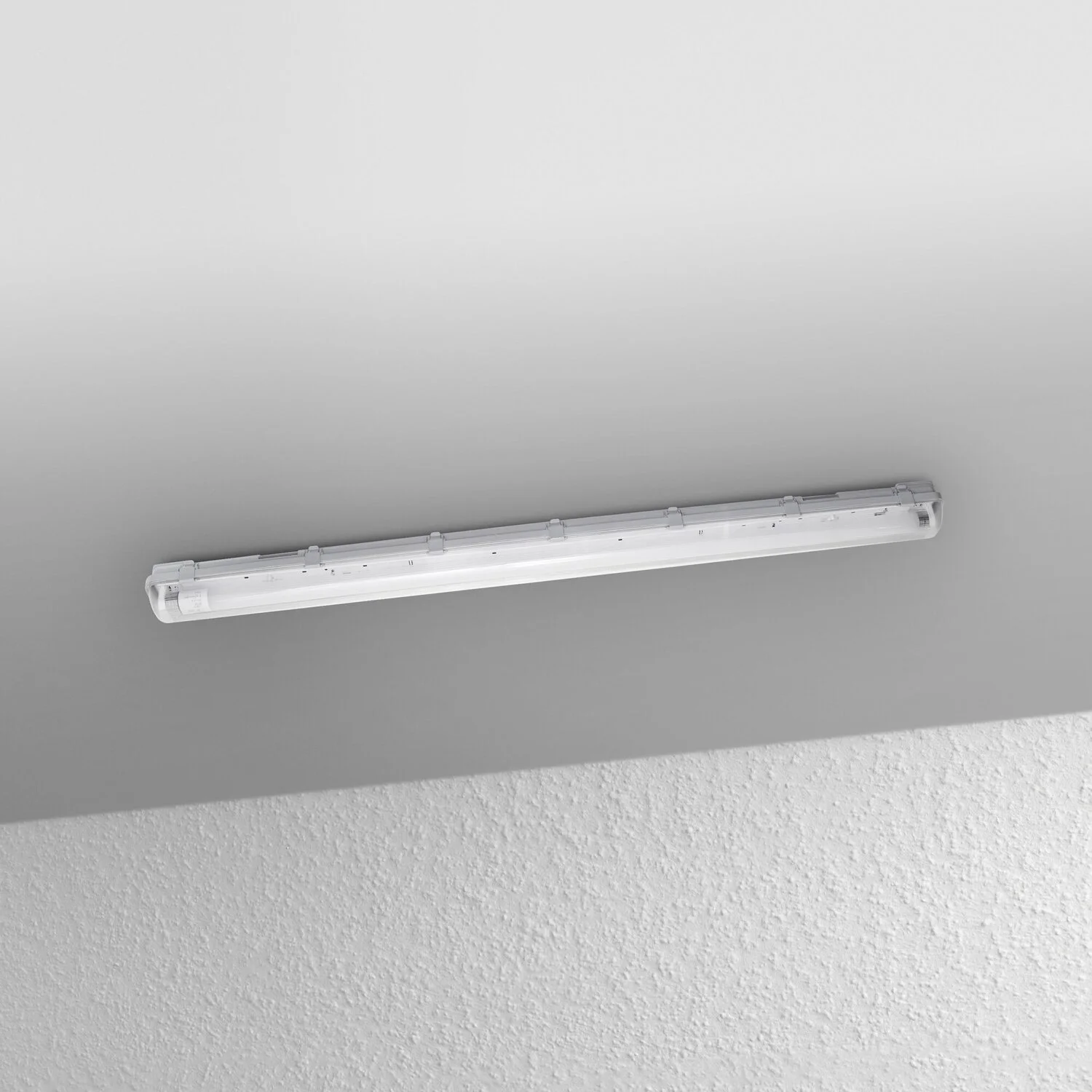 Ledvance LED-Feuchtraumleuchte Submarine Länge 126,1cm Kaltweiss 1 X 16 W / 1'55 2 Ledvance LED-Feuchtraumleuchte Submarine Länge 126,1cm Kaltweiss 1 X 16 W / 1'55 – Bild 2