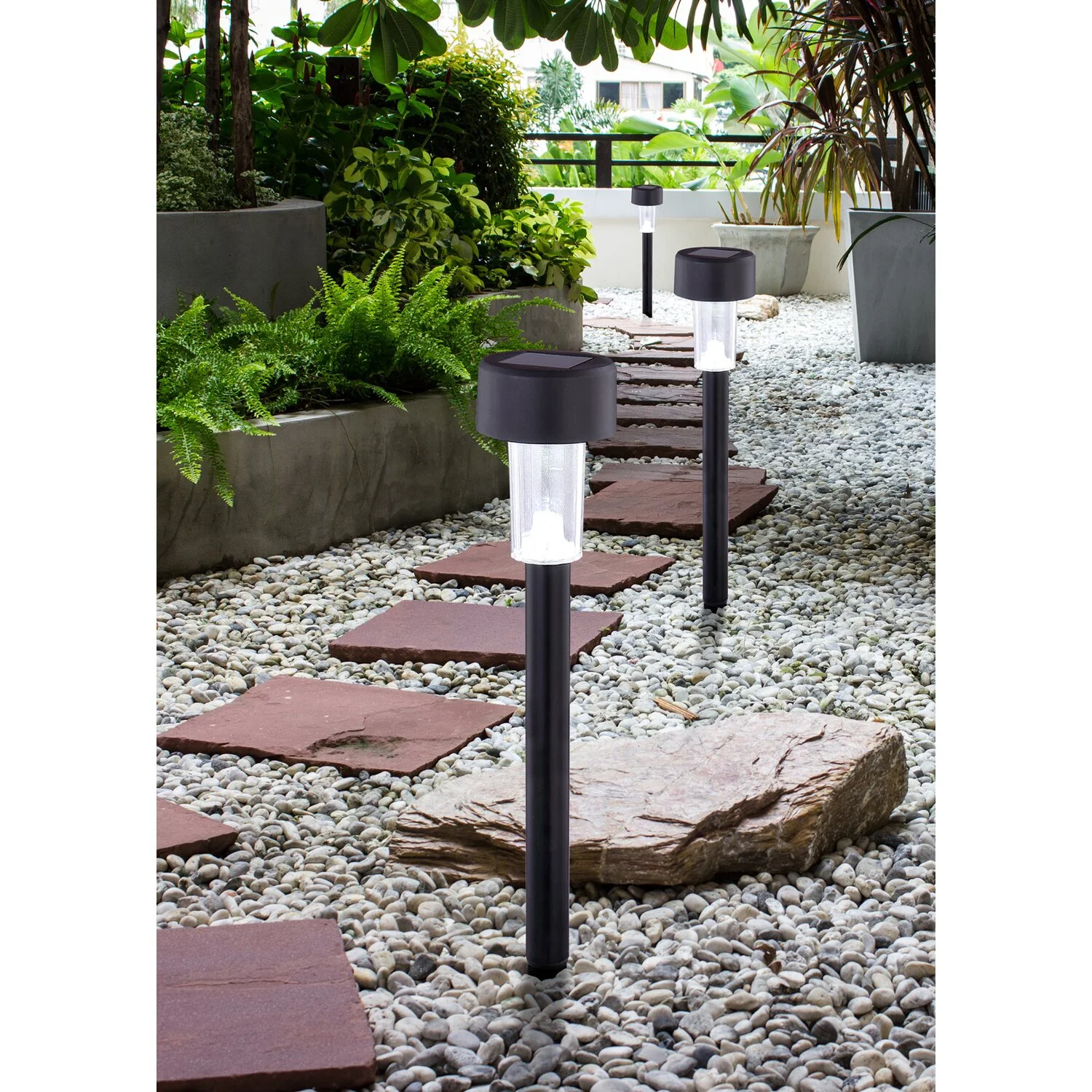 Globo LED-Solaraussenleuchte Mit Erdspiess Kunststoff Schwarz 0,06 W 1 Globo LED-Solaraussenleuchte Mit Erdspiess Kunststoff Schwarz 0,06 W