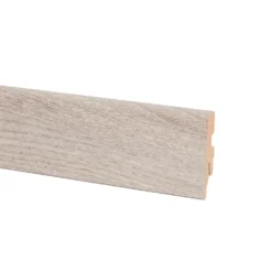 Obi Sockelleiste Eiche Natur 60 X 20 Mm / Länge 2,6 M