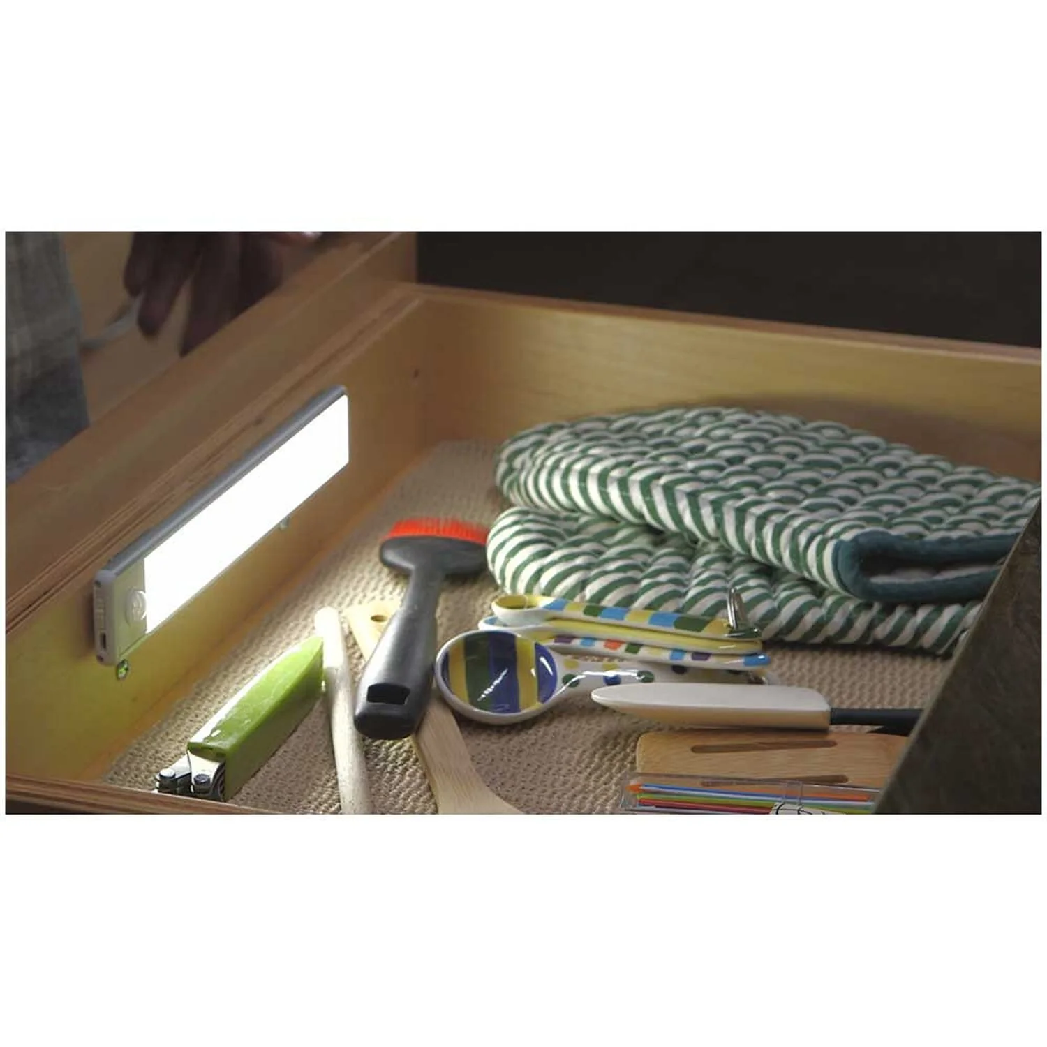 Handy Lux LED-Leiste Slim Bright (HxBxT) 26,4 X 2,2 X 14,8 Cm 4 Handy Lux LED-Leiste Slim Bright (HxBxT) 26,4 X 2,2 X 14,8 Cm – Bild 4