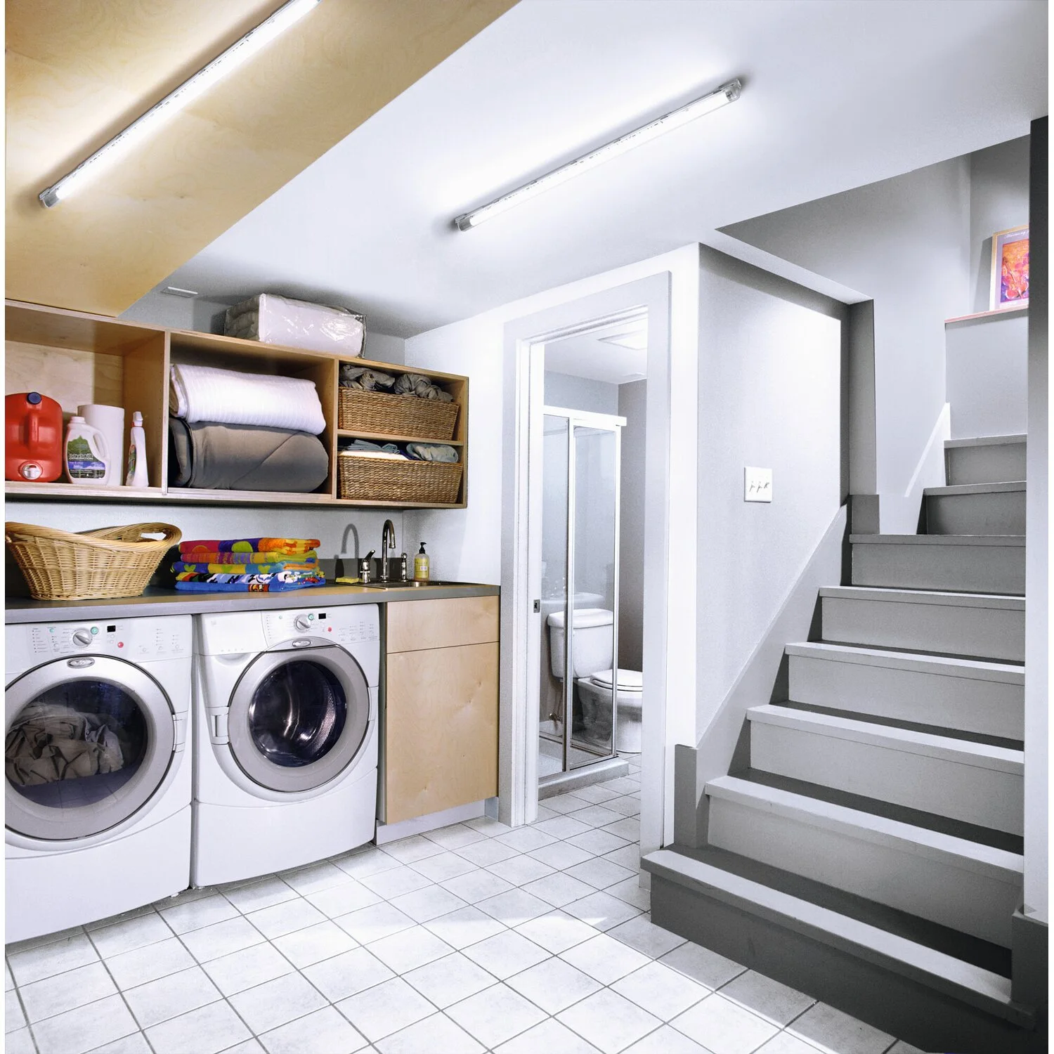 Ledvance LED-Feuchtraumleuchte Submarine Mit Bewegungssensor 65,1 Cm / 7 W 9 Ledvance LED-Feuchtraumleuchte Submarine Mit Bewegungssensor 65,1 Cm / 7 W – Bild 9